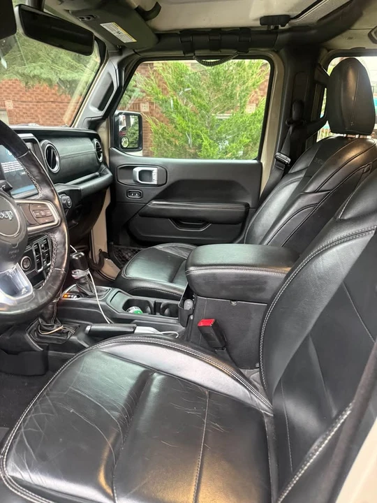 2020 Jeep JT Gladiator - Image 5 of 6