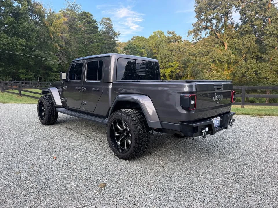 2020 Jeep JT Gladiator - Image 2 of 18