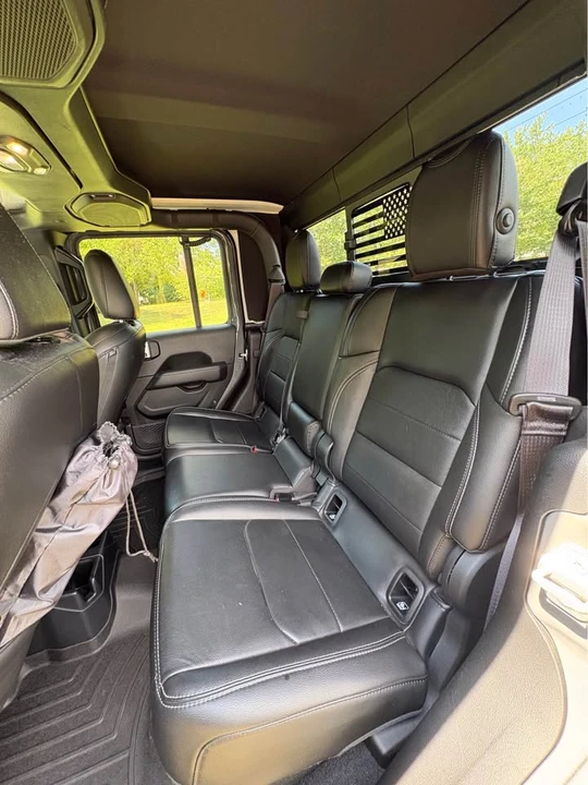 2020 Jeep JT Gladiator - Image 16 of 18