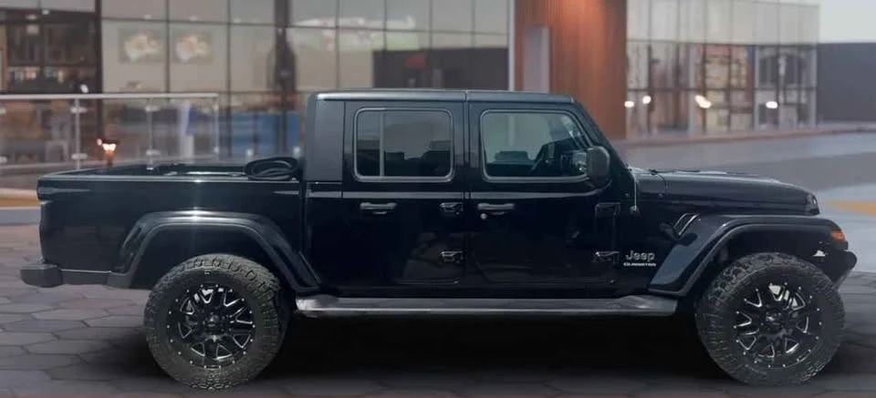 2020 Jeep JT Gladiator - Image 2 of 7