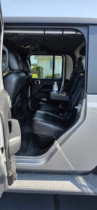 2020 Jeep JT Gladiator - Image 13 of 18