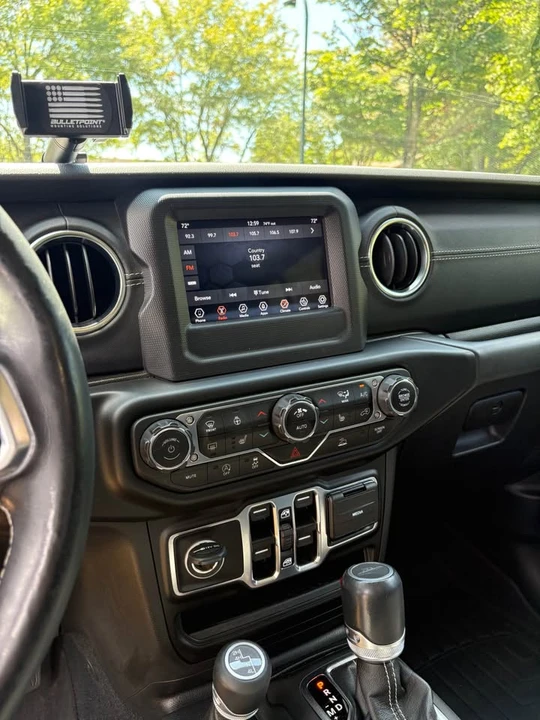 2020 Jeep JT Gladiator - Image 14 of 18
