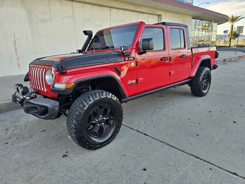 2020 Jeep Gladiator Overland Pickup 4D 5 ft