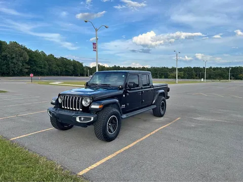 2020 Jeep Gladiator Overland Pickup 4D 5 ft