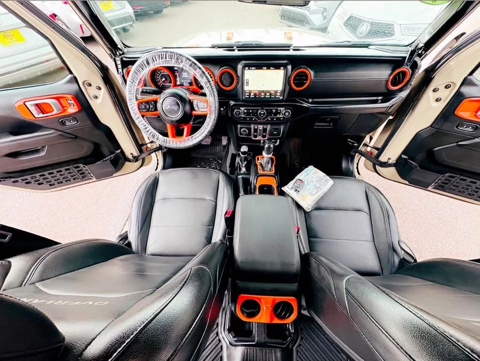 2020 Jeep JT Gladiator - Image 15 of 20