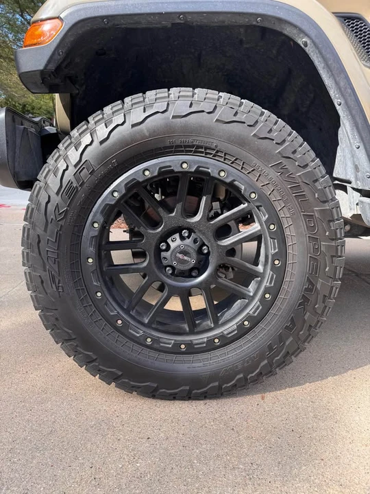 2020 Jeep JT Gladiator - Image 5 of 11
