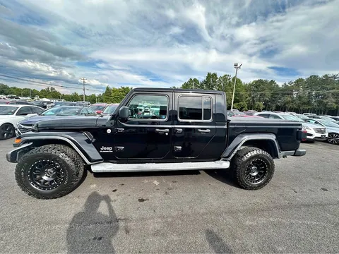 2020 Jeep Gladiator Overland Pickup 4D 5 ft