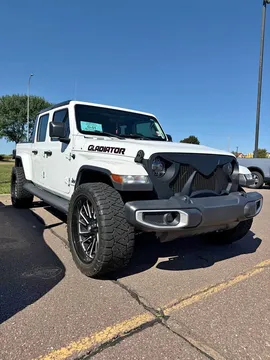 2020 Jeep Gladiator Overland Pickup 4D 5 ft