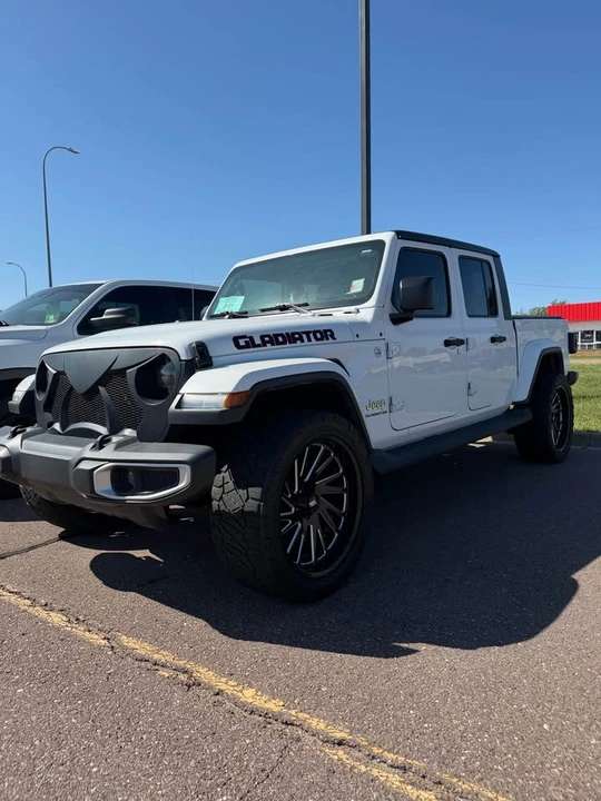 2020 Jeep JT Gladiator - Image 2 of 5