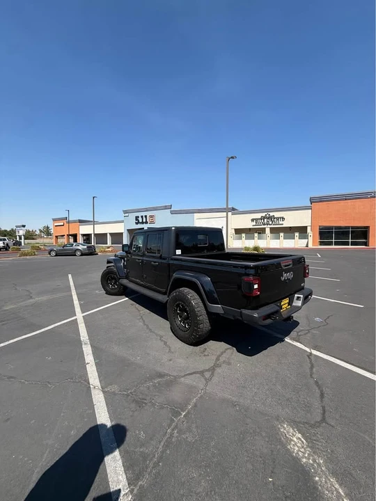 2020 Jeep JT Gladiator - Image 6 of 10