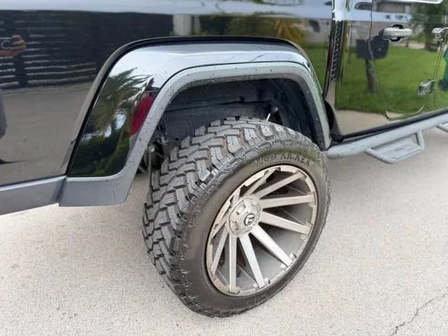 2020 Jeep JT Gladiator - Image 18 of 19