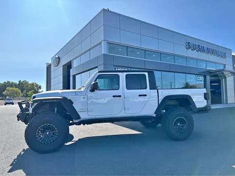 2020 Jeep Gladiator Overland Pickup 4D 5 ft