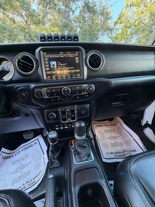 2020 Jeep JT Gladiator - Image 9 of 14