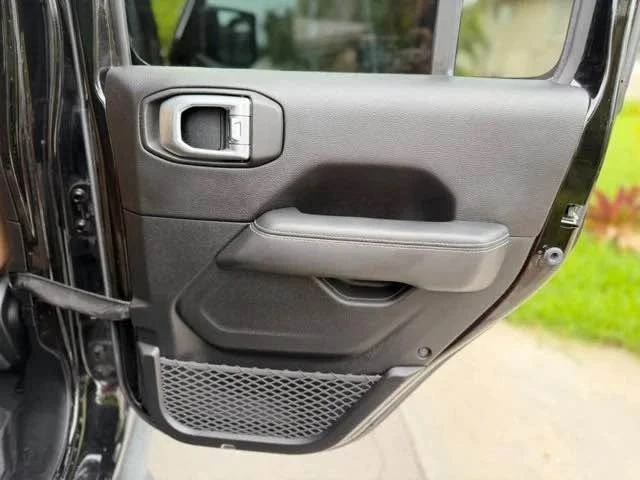 2020 Jeep JT Gladiator - Image 14 of 19