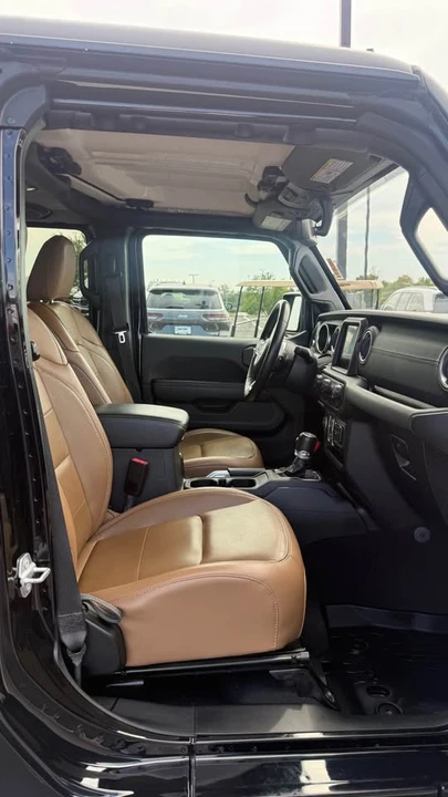 2020 Jeep JT Gladiator - Image 9 of 10