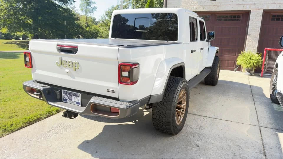 2020 Jeep JT Gladiator - Image 5 of 16