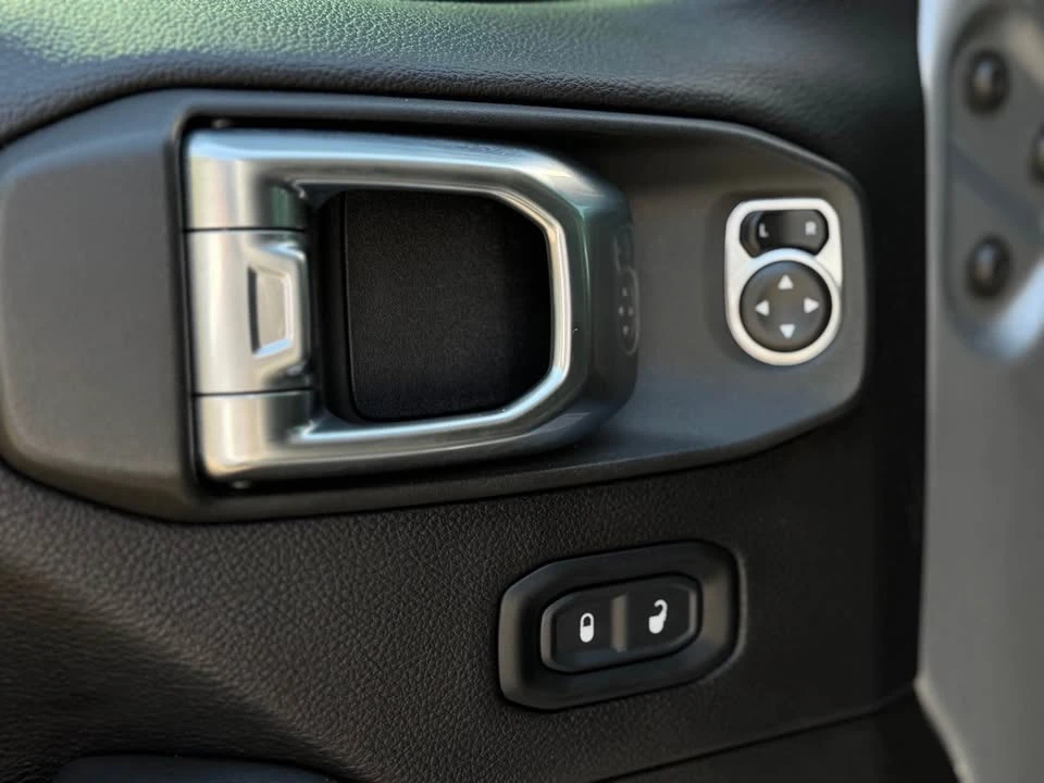 2020 Jeep JT Gladiator - Image 10 of 20