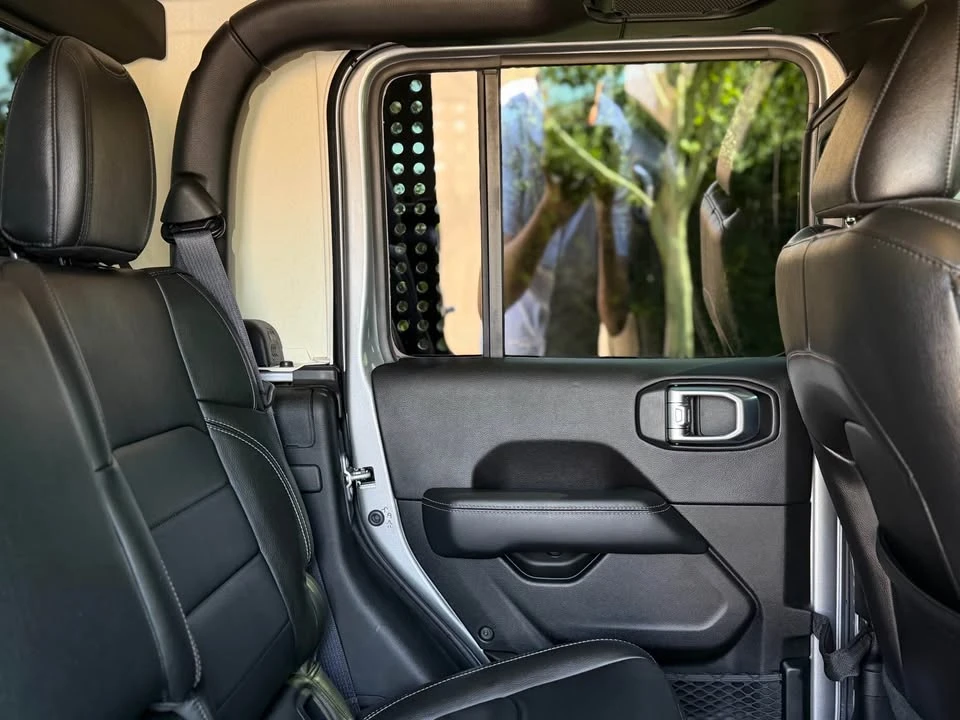2020 Jeep JT Gladiator - Image 17 of 20