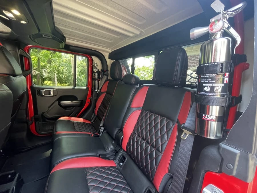 2020 Jeep JT Gladiator - Image 24 of 29