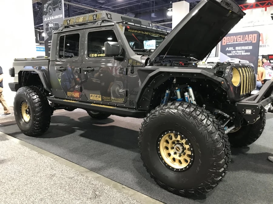 2020 Jeep JT Gladiator - Image 8 of 9