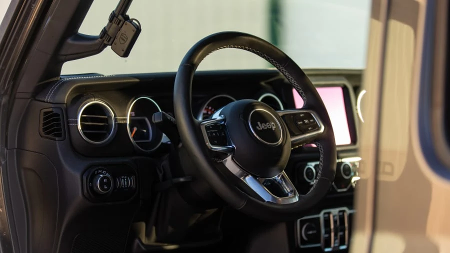 2020 Jeep JT Gladiator - Image 18 of 31