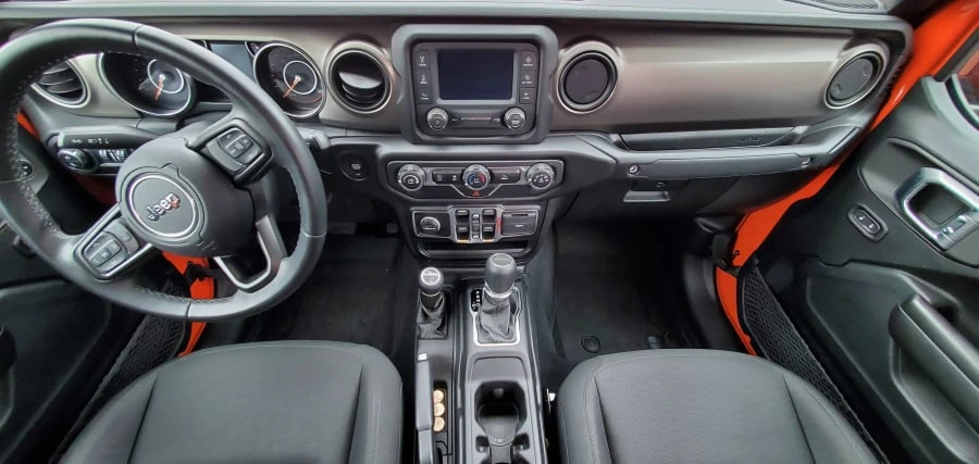 2020 Jeep JT Gladiator - Image 23 of 30