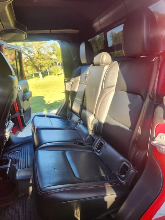 2020 Jeep JT Gladiator - Image 11 of 23