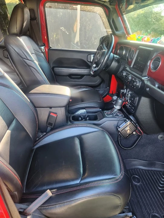 2020 Jeep JT Gladiator - Image 14 of 23