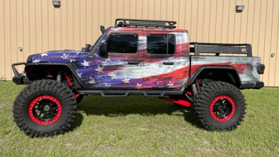 2020 Jeep JT Gladiator - Image 2 of 23