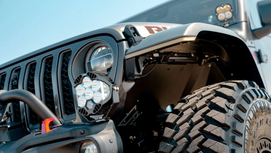 2020 Jeep JT Gladiator - Image 17 of 28