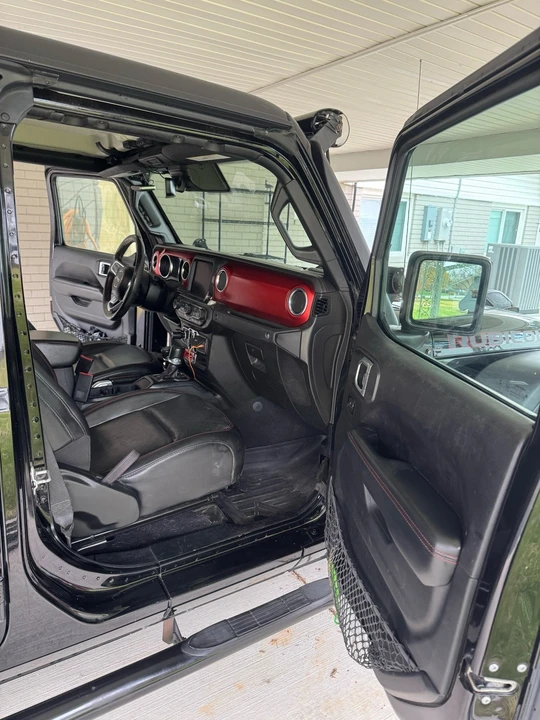2020 Jeep JT Gladiator - Image 8 of 16
