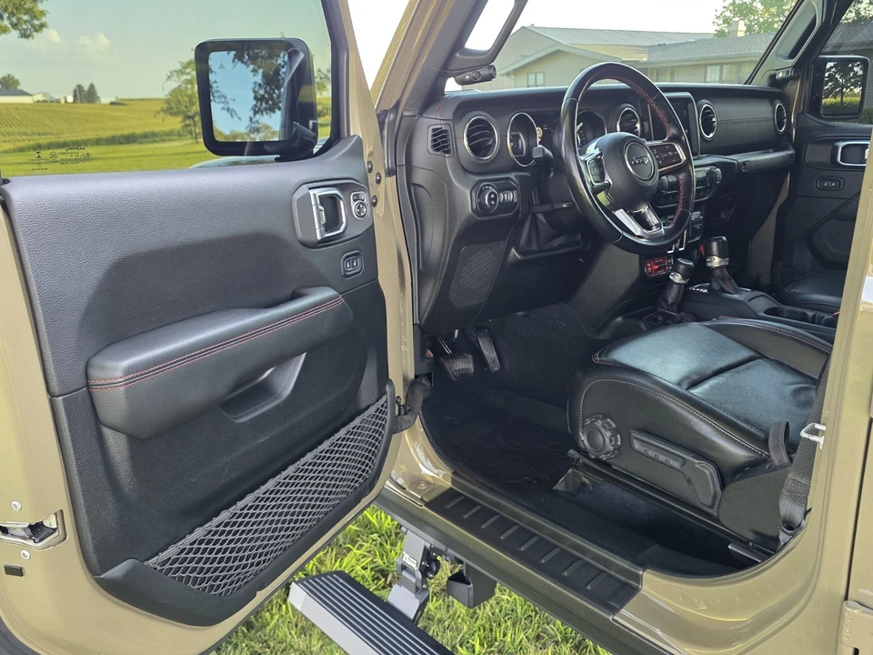 2020 Jeep JT Gladiator - Image 15 of 31