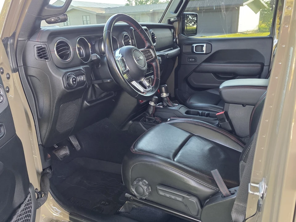 2020 Jeep JT Gladiator - Image 16 of 31