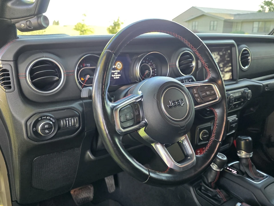 2020 Jeep JT Gladiator - Image 18 of 31