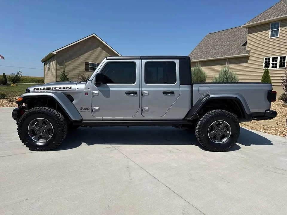 2020 Jeep JT Gladiator - Image 2 of 20