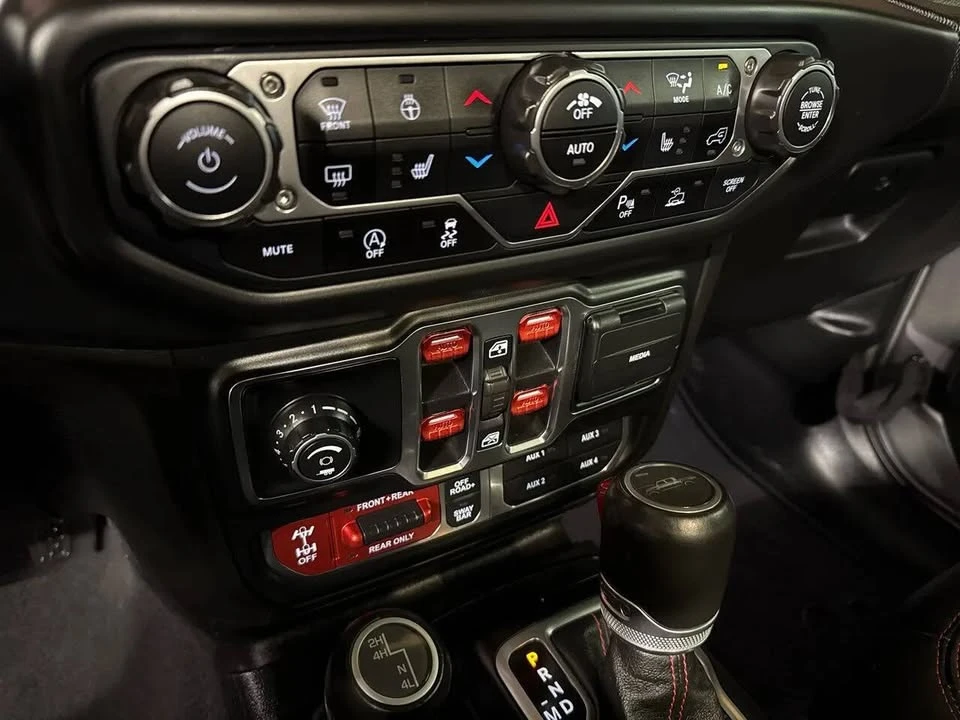 2020 Jeep JT Gladiator - Image 15 of 20