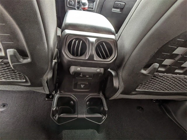 2020 Jeep JT Gladiator - Image 13 of 21