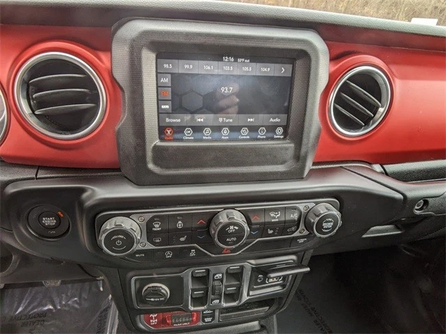 2020 Jeep JT Gladiator - Image 15 of 21