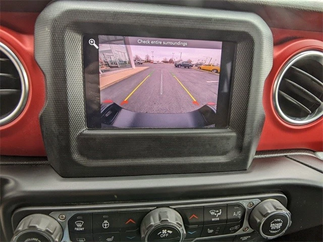 2020 Jeep JT Gladiator - Image 16 of 21