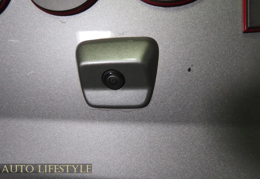 2020 Jeep JT Gladiator - Image 18 of 21