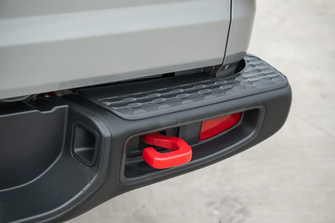 2020 Jeep JT Gladiator - Image 18 of 31