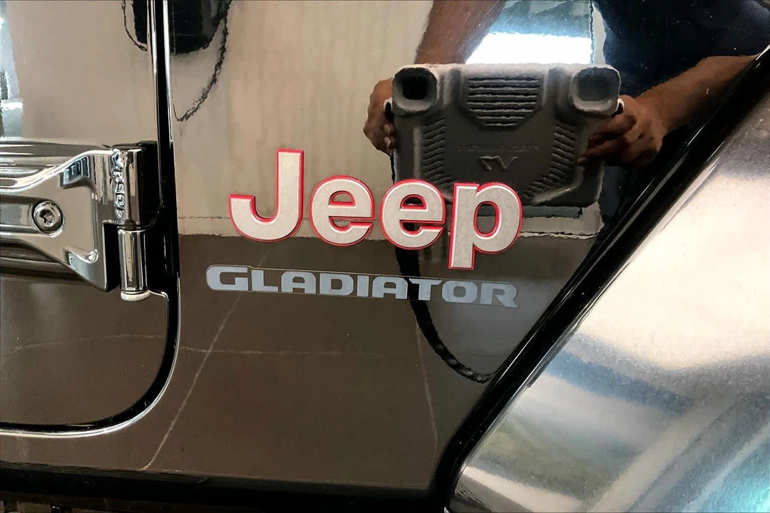 2020 Jeep JT Gladiator - Image 10 of 12