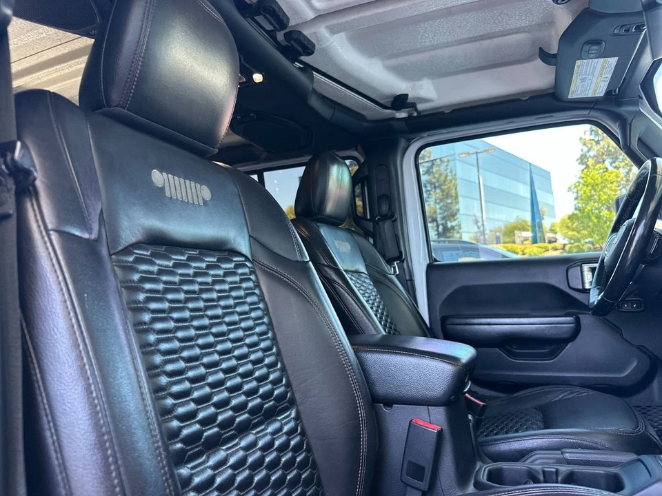 2020 Jeep JT Gladiator - Image 17 of 31