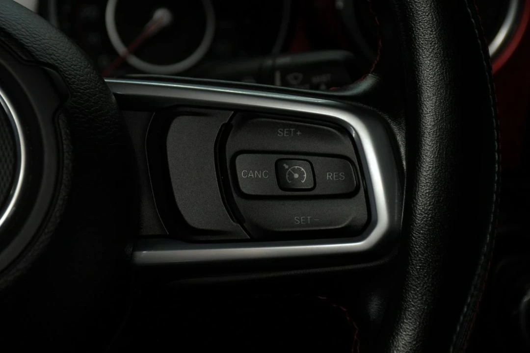 2020 Jeep JT Gladiator - Image 27 of 31