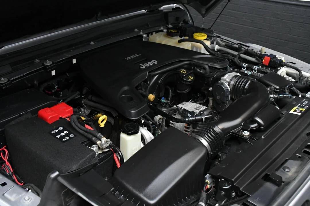 2020 Jeep JT Gladiator - Image 20 of 31