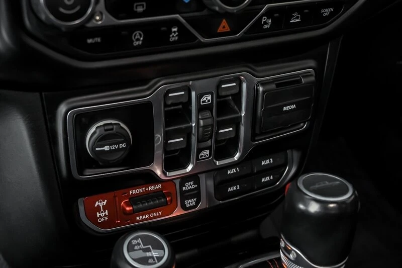 2020 Jeep JT Gladiator - Image 29 of 31