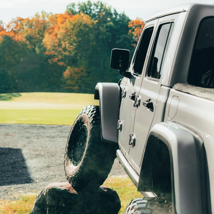2020 Jeep JT Gladiator - Image 16 of 31