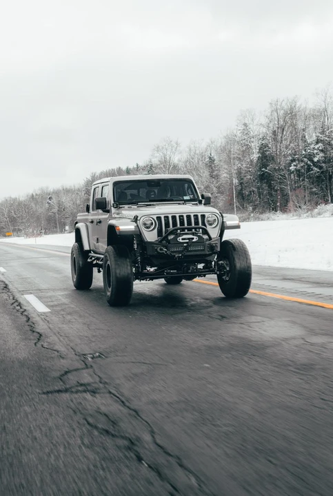 2020 Jeep JT Gladiator - Image 24 of 31