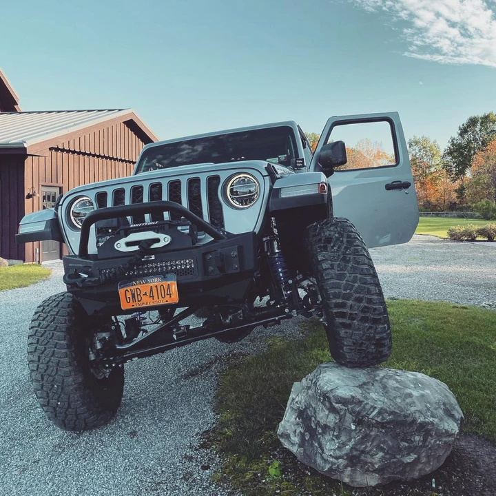 2020 Jeep JT Gladiator - Image 8 of 31
