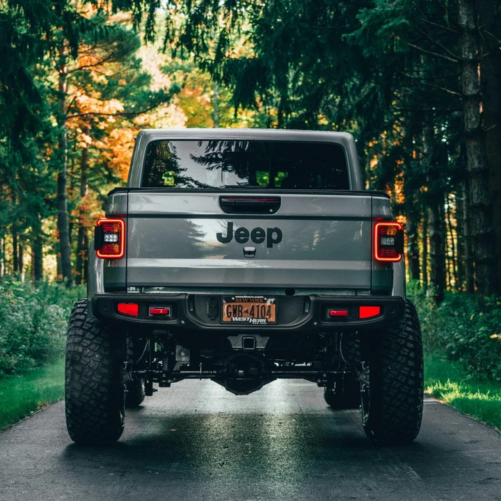 2020 Jeep JT Gladiator - Image 18 of 31